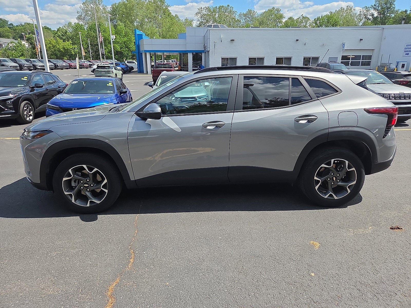 2024 Chevrolet Trax LT FWD