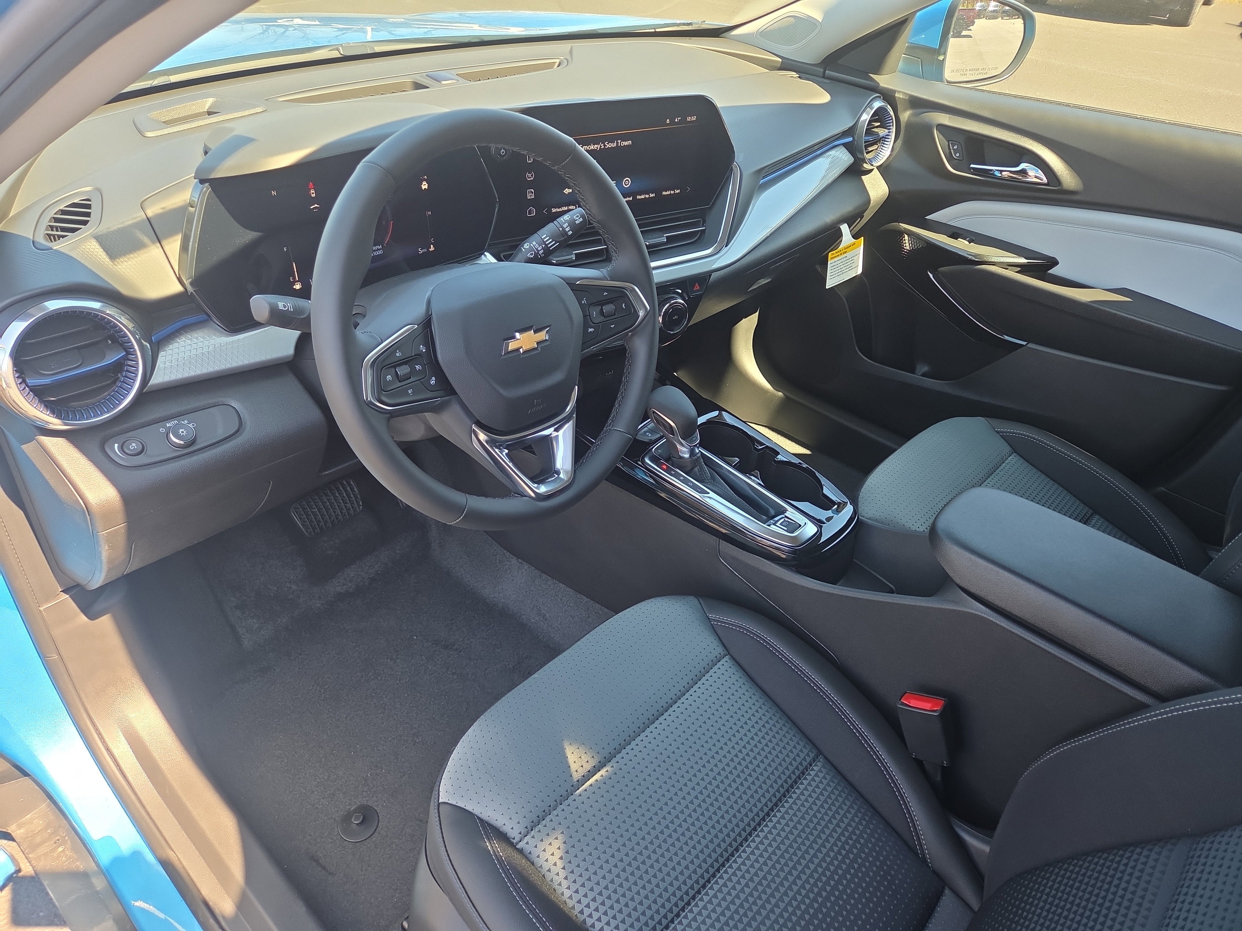 2026 Chevrolet Trax LT FWD