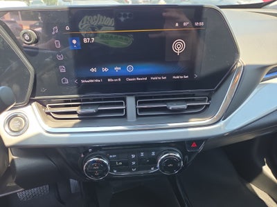 2026 Chevrolet Trax LT FWD