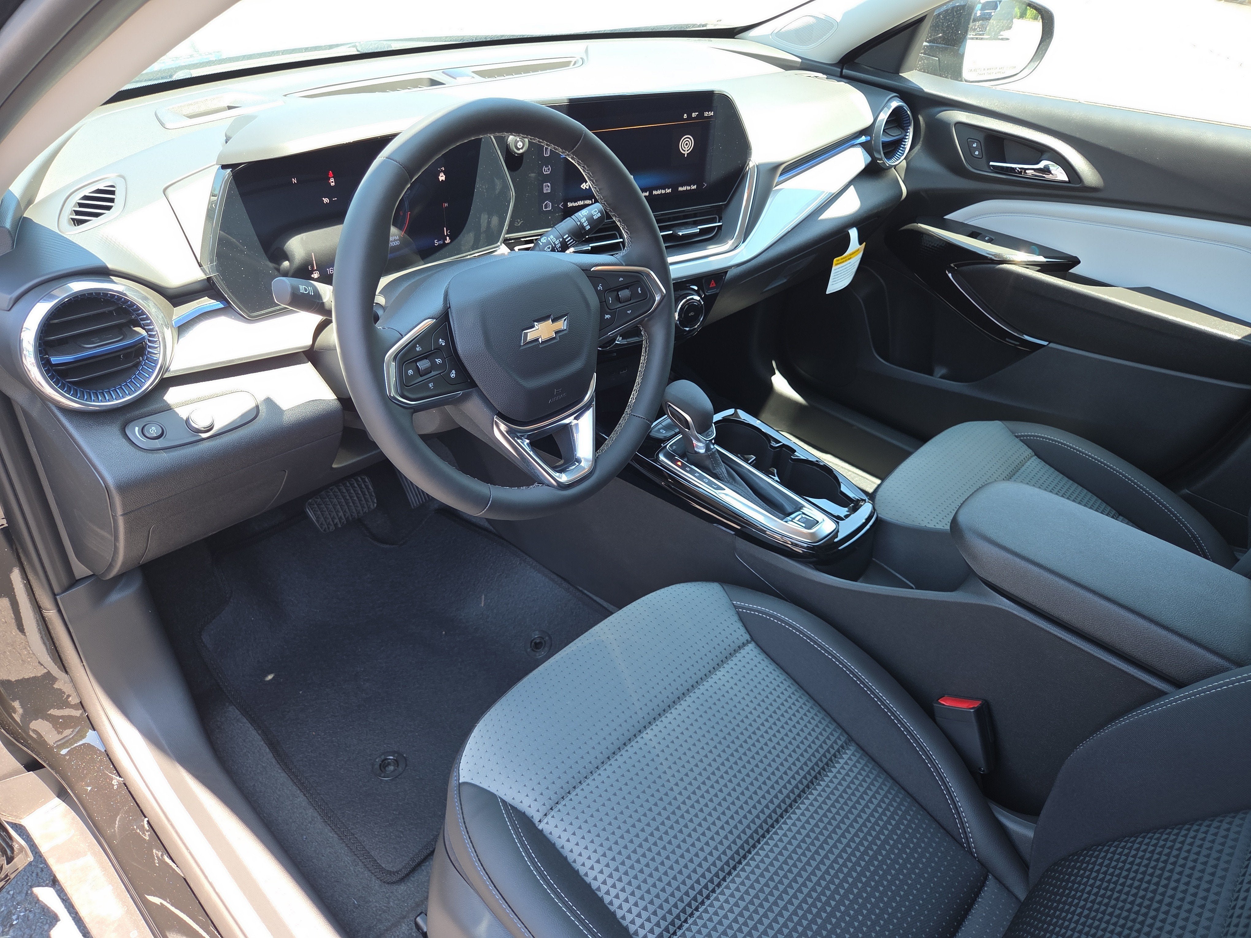 2026 Chevrolet Trax LT FWD