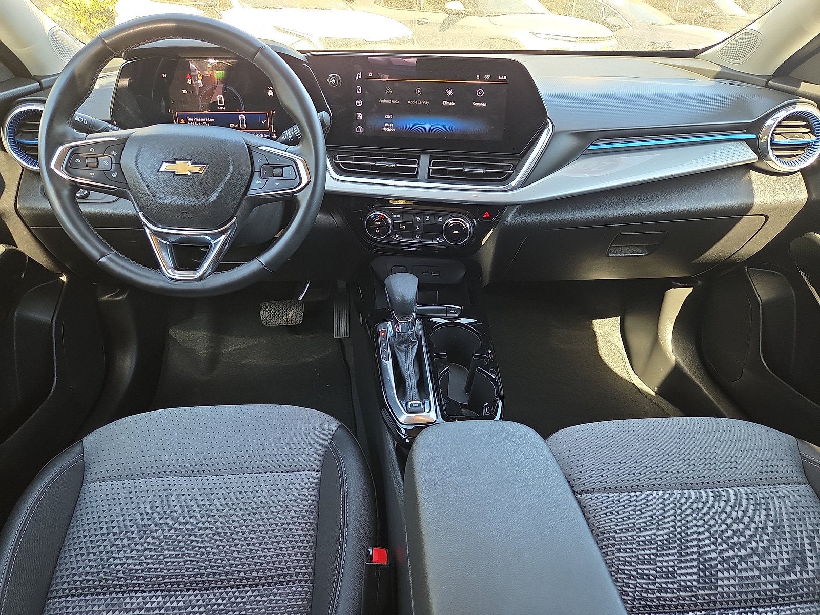2025 Chevrolet Trax LT FWD