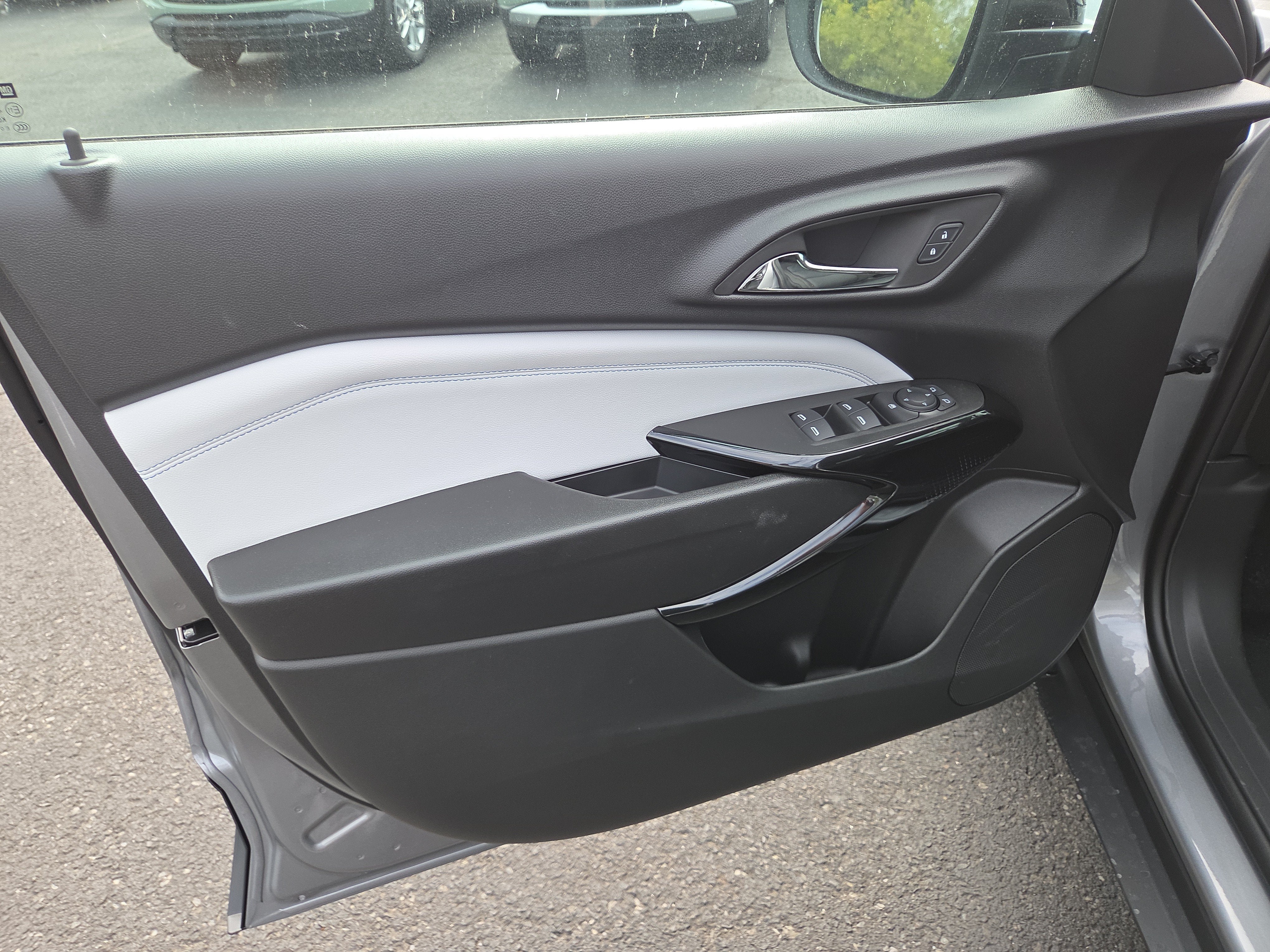 2026 Chevrolet Trax LT FWD