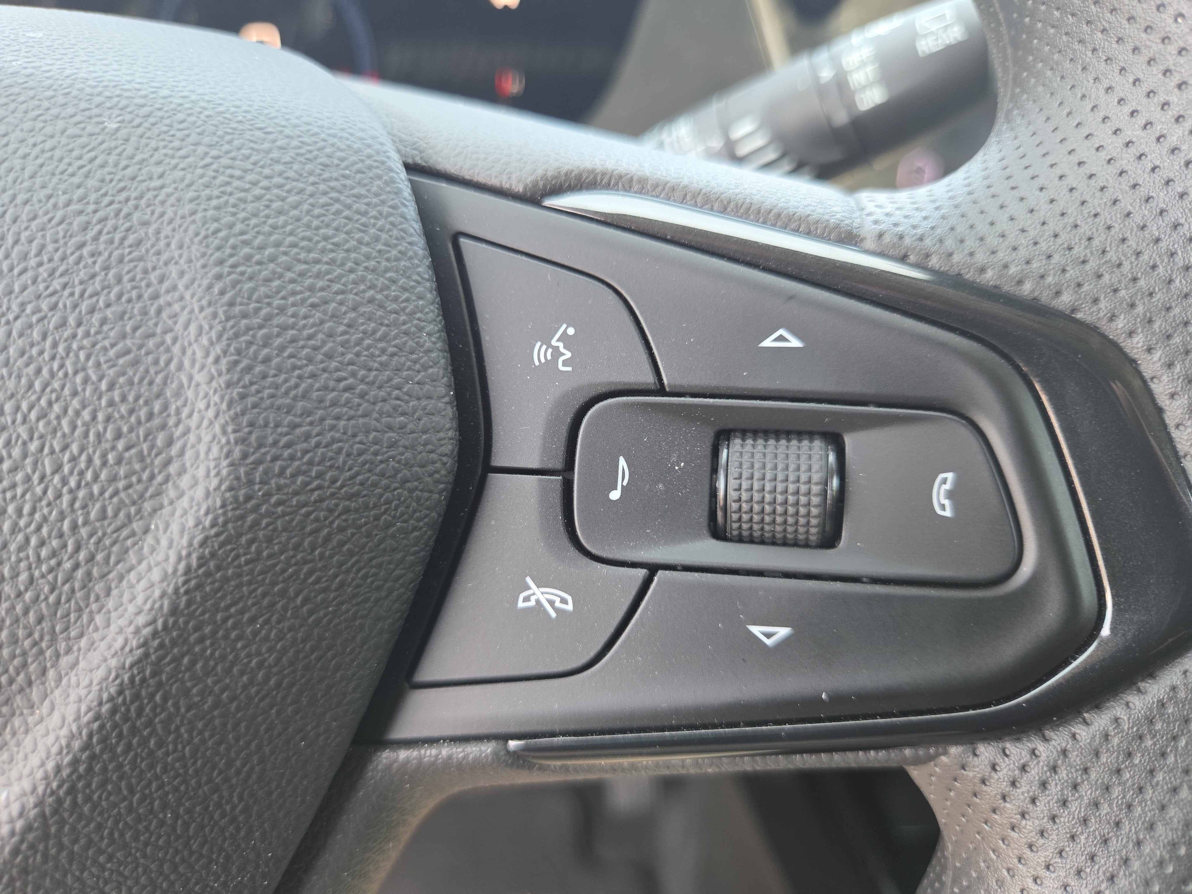 2026 Chevrolet Trax LT FWD