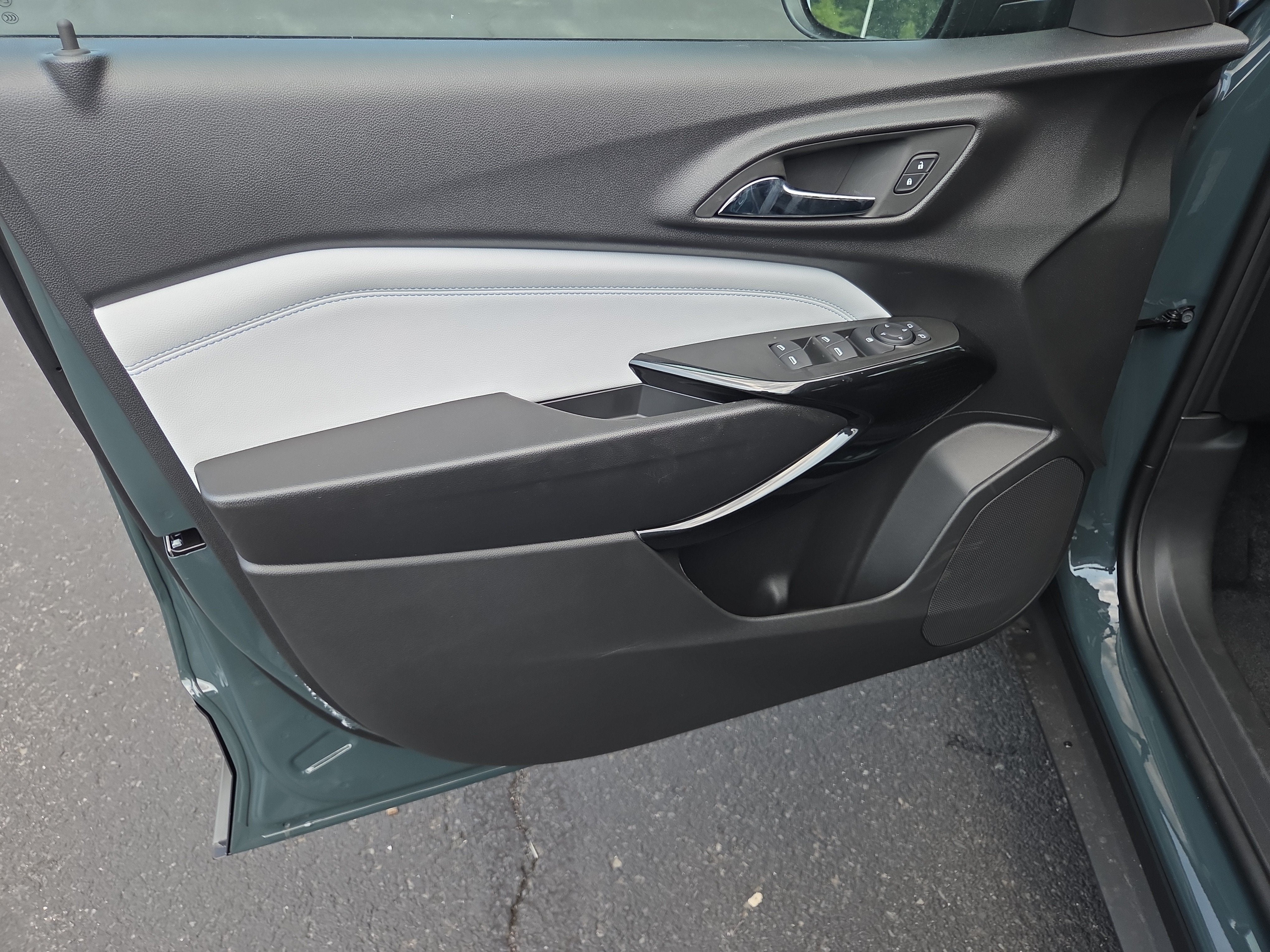 2026 Chevrolet Trax LT FWD