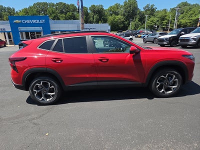 2026 Chevrolet Trax LT FWD
