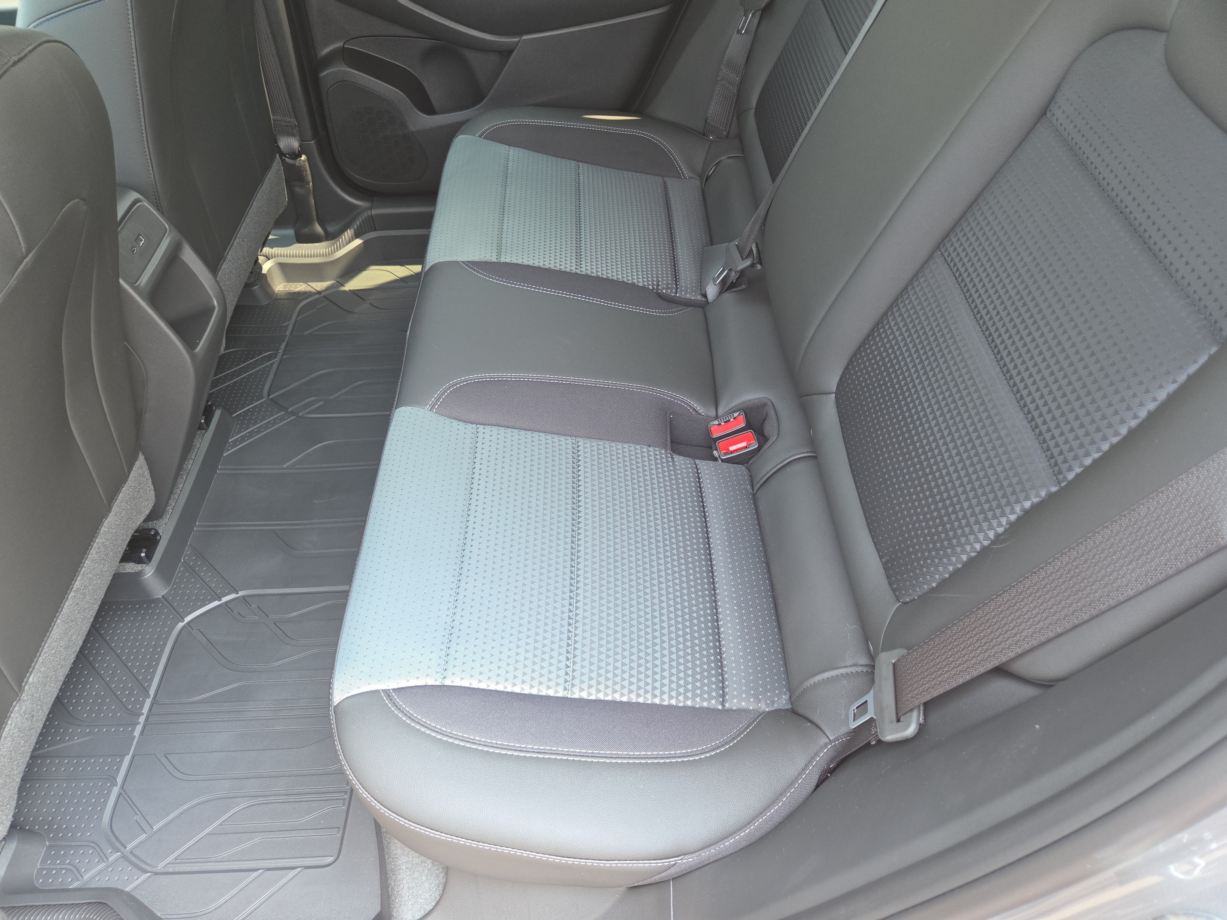 2026 Chevrolet Trax LT FWD