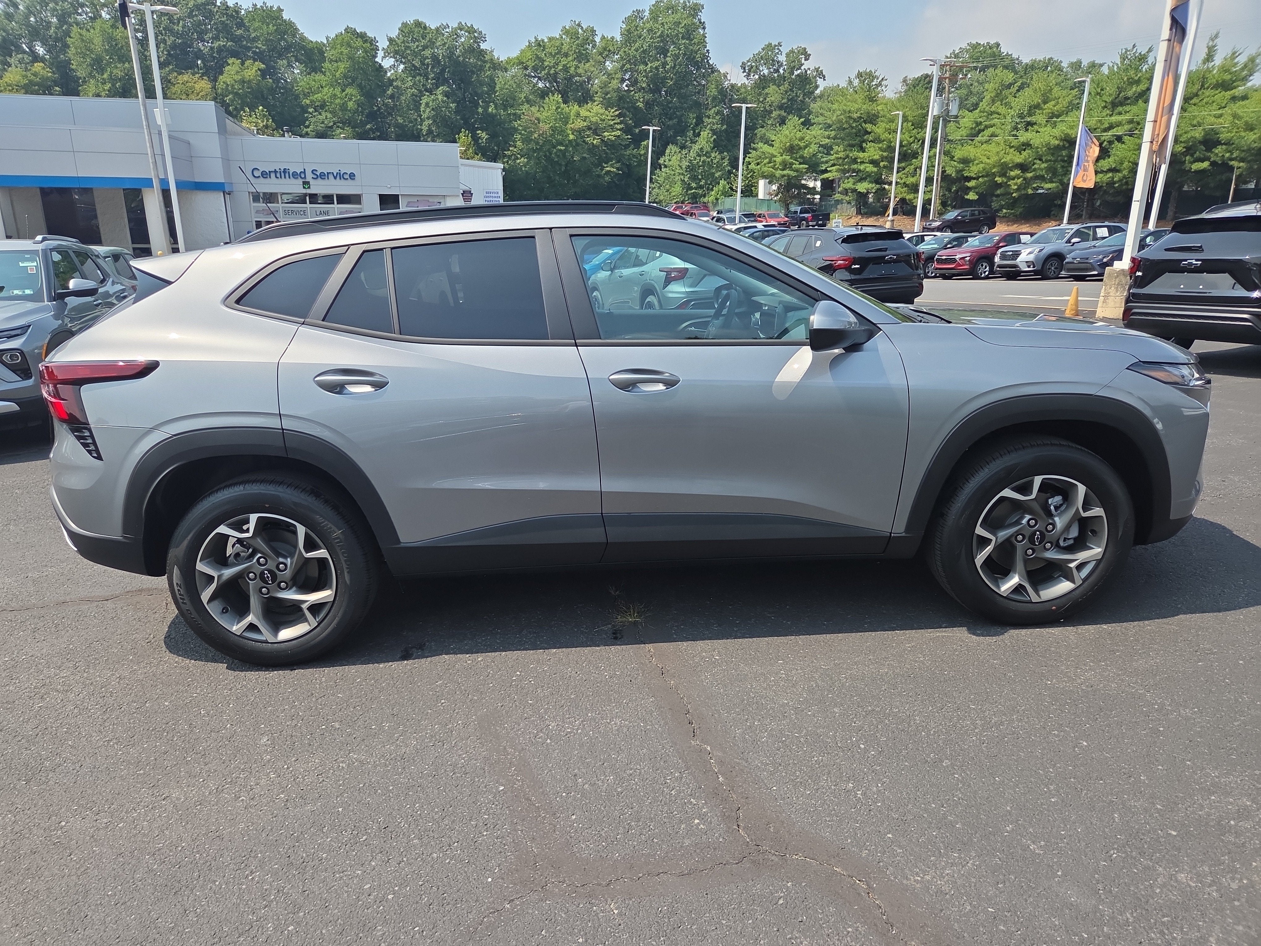 2026 Chevrolet Trax LT FWD
