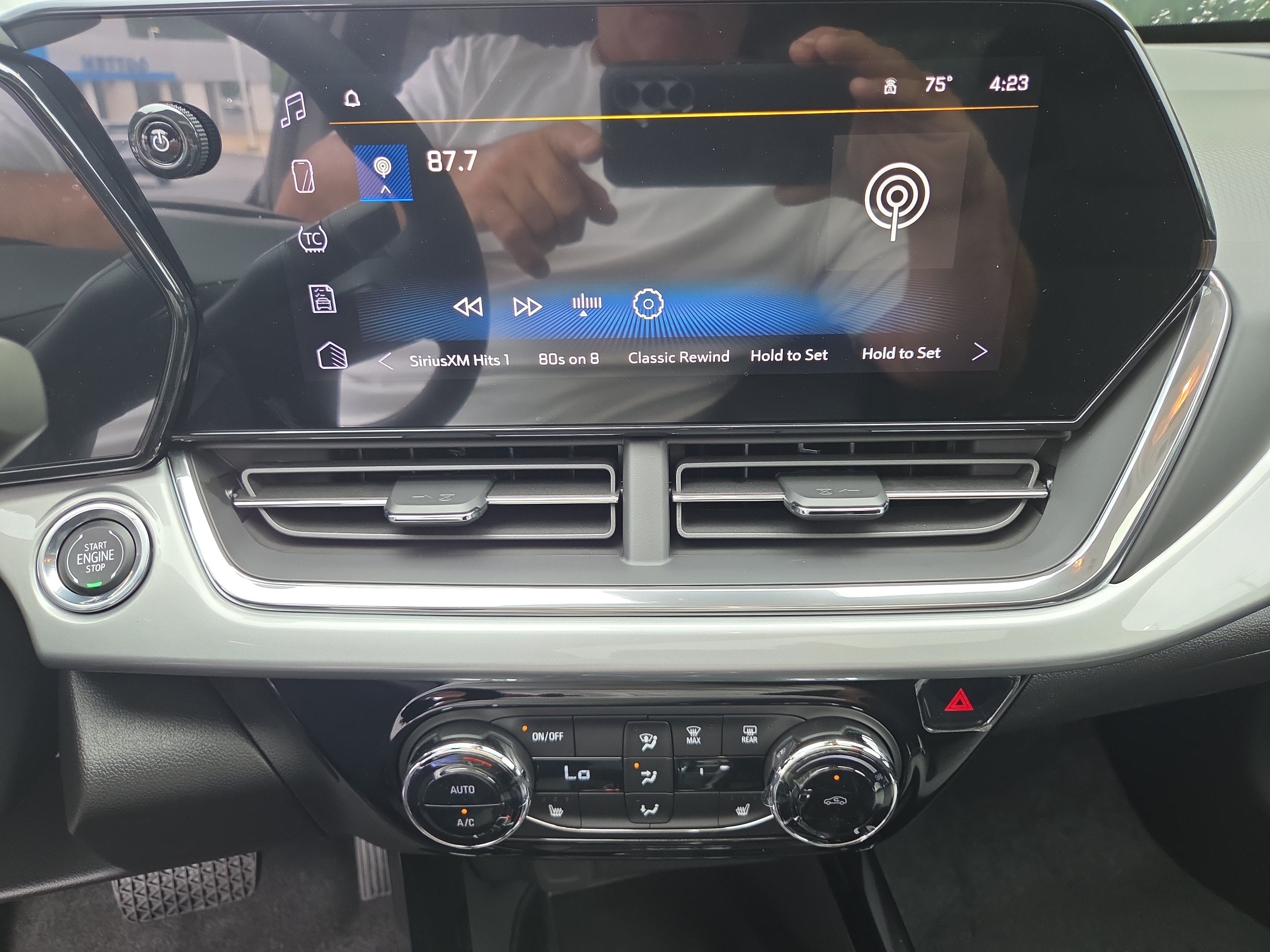 2026 Chevrolet Trax LT FWD