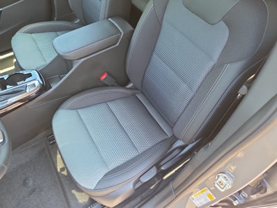 2026 Chevrolet Trax LT FWD
