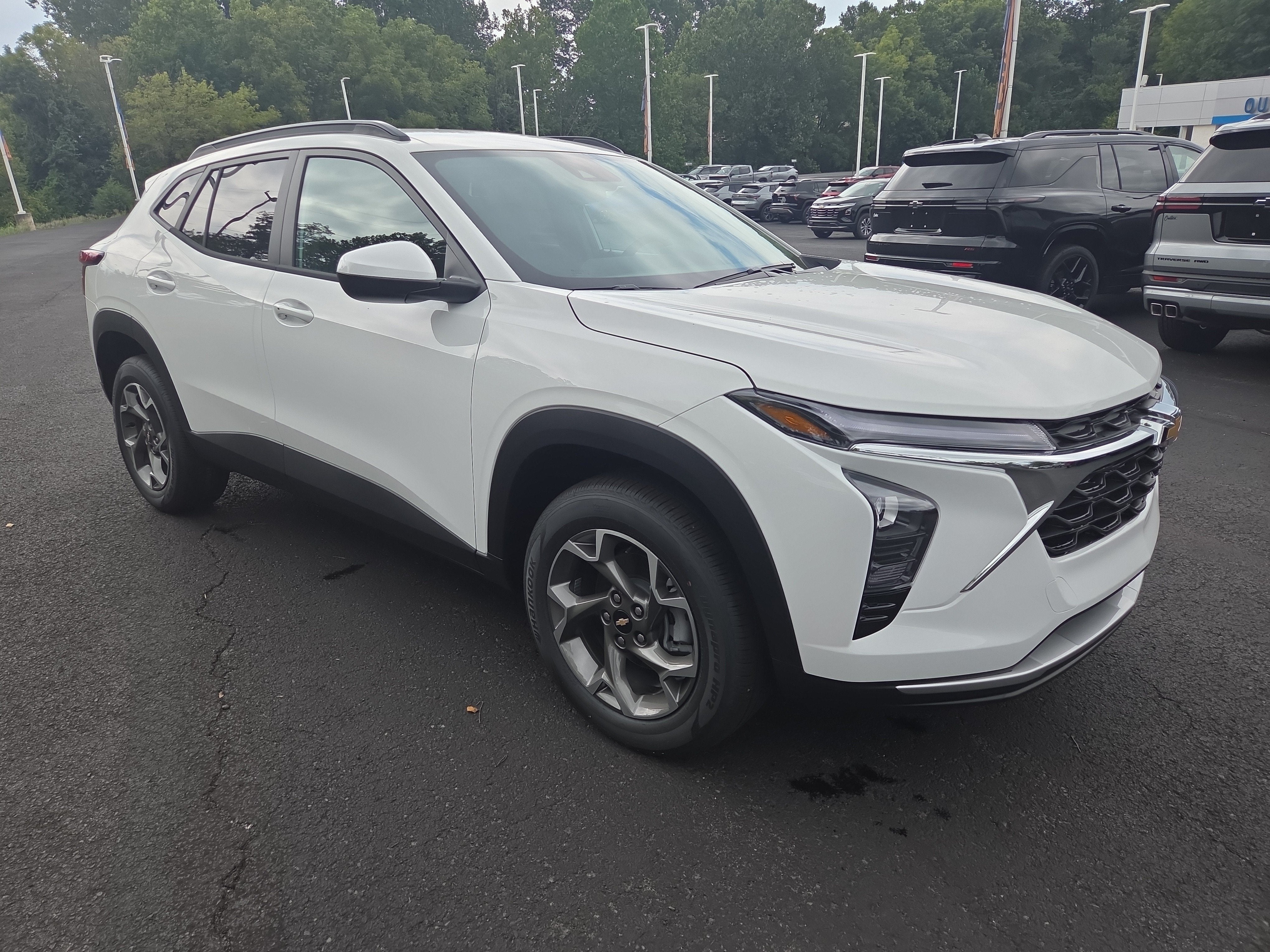 2026 Chevrolet Trax LT FWD