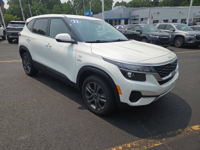 2023 Kia Seltos LX AWD