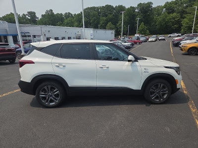 2023 Kia Seltos LX AWD