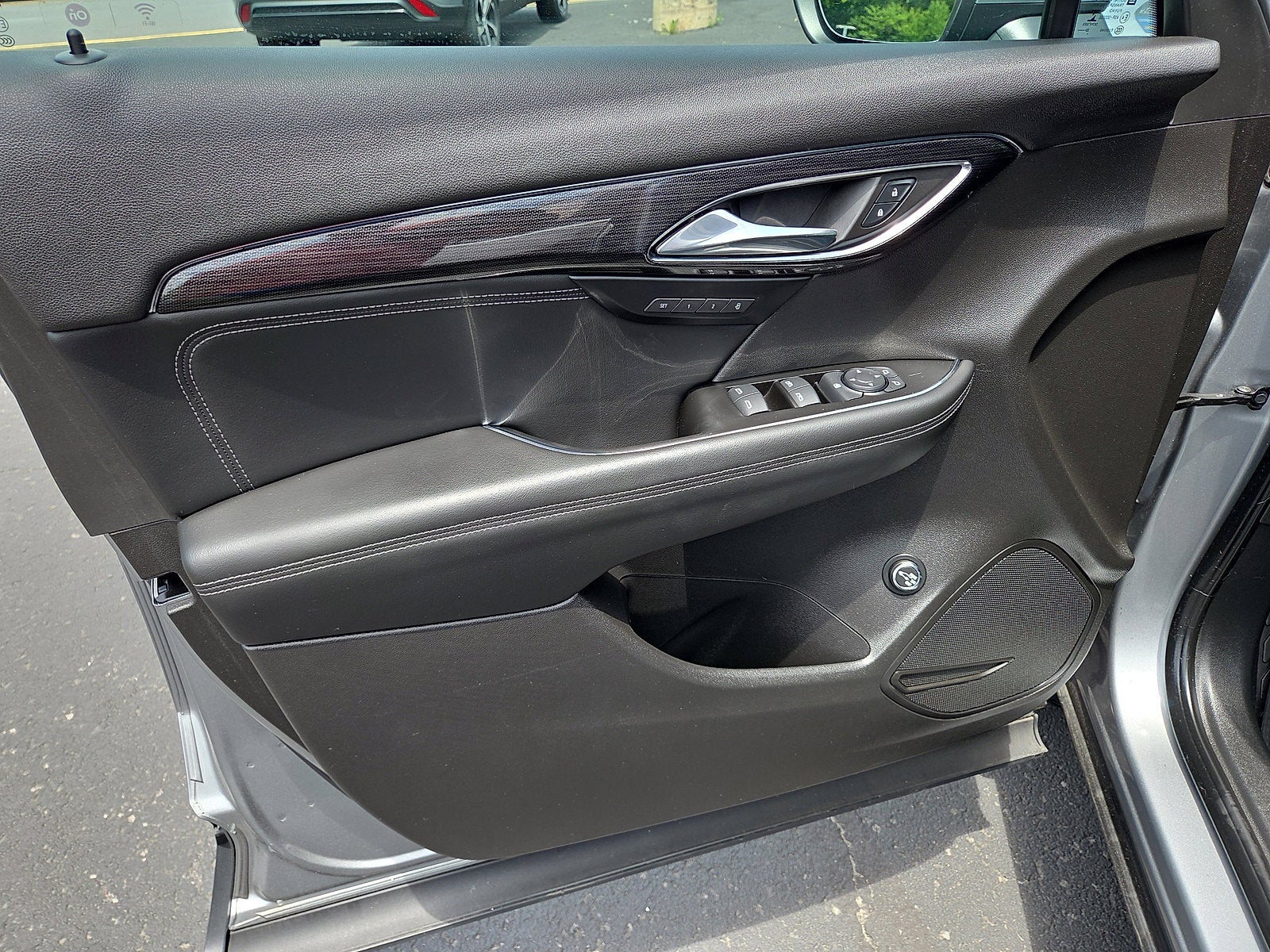 2023 Buick Envision Essence AWD