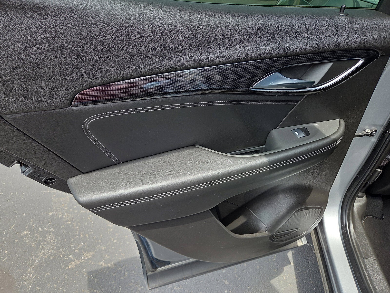 2023 Buick Envision Essence AWD