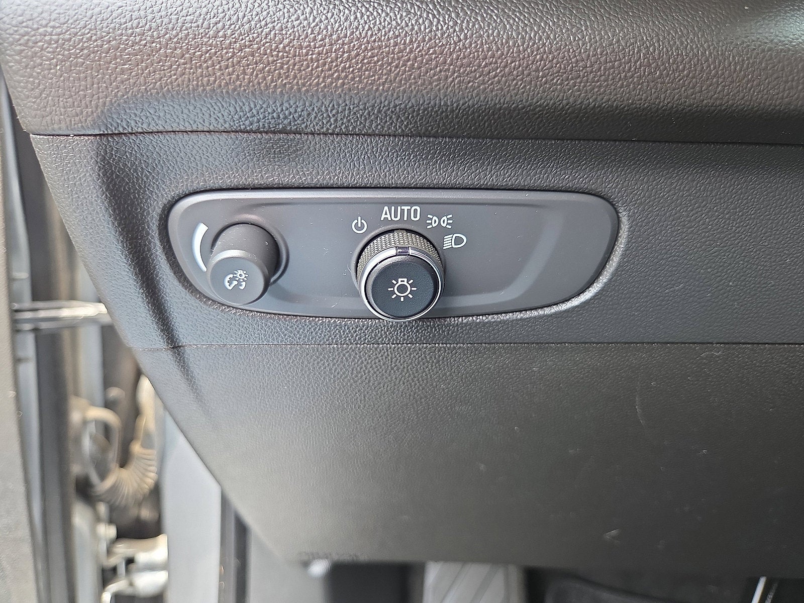2023 Buick Envision Essence AWD