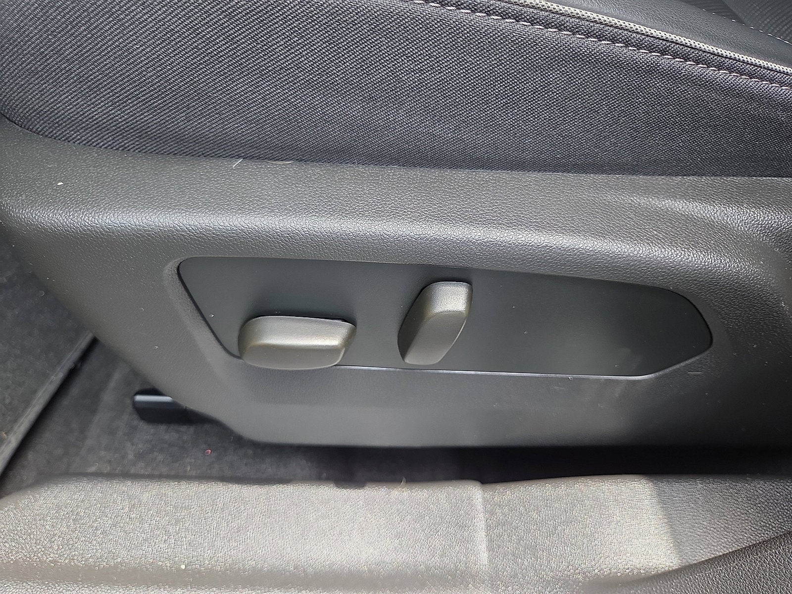 2023 Buick Envision Essence AWD