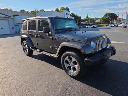 2017 Jeep Wrangler Unlimited Sahara 4x4