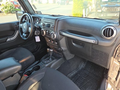 2017 Jeep Wrangler Unlimited Sahara 4x4