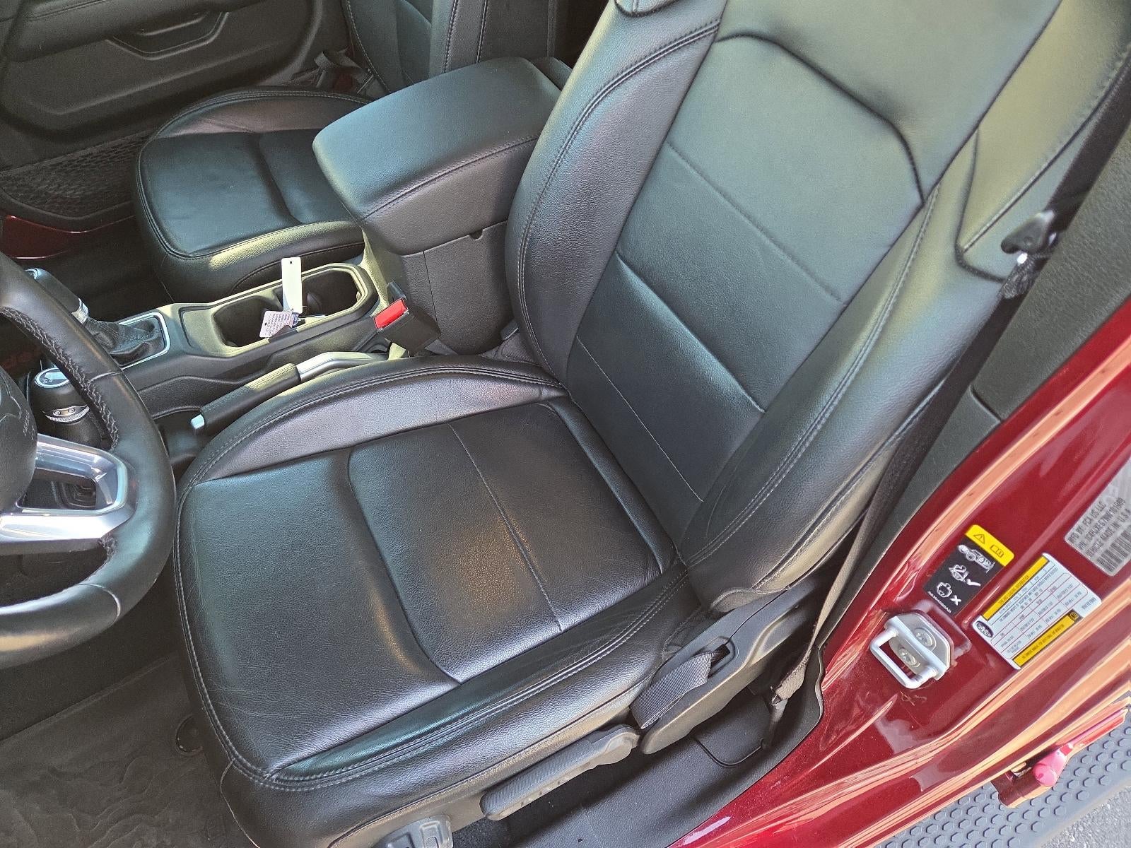 2022 Jeep Wrangler Unlimited Sahara Altitude 4x4