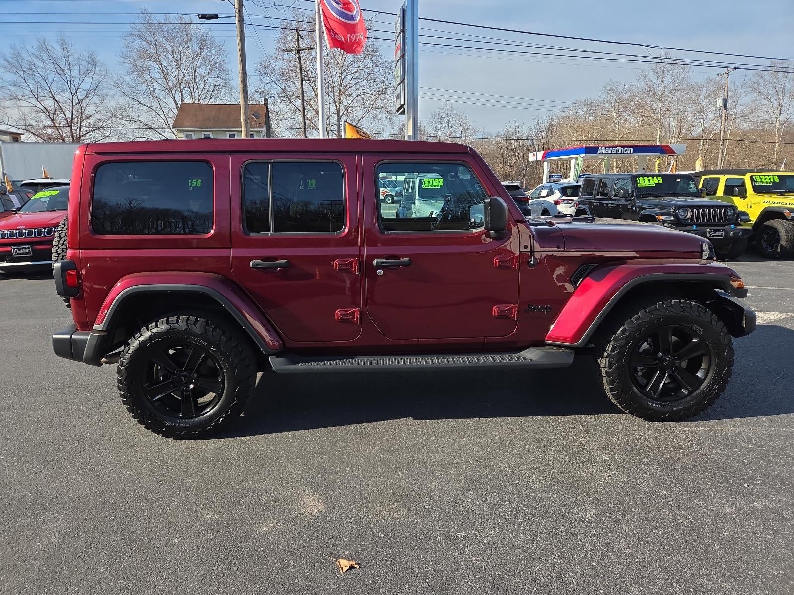2022 Jeep Wrangler Unlimited Sahara Altitude 4x4
