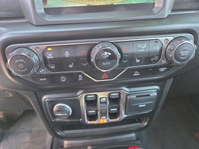 2022 Jeep Wrangler Unlimited Sahara Altitude 4x4