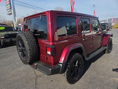 2022 Jeep Wrangler Unlimited Sahara Altitude 4x4