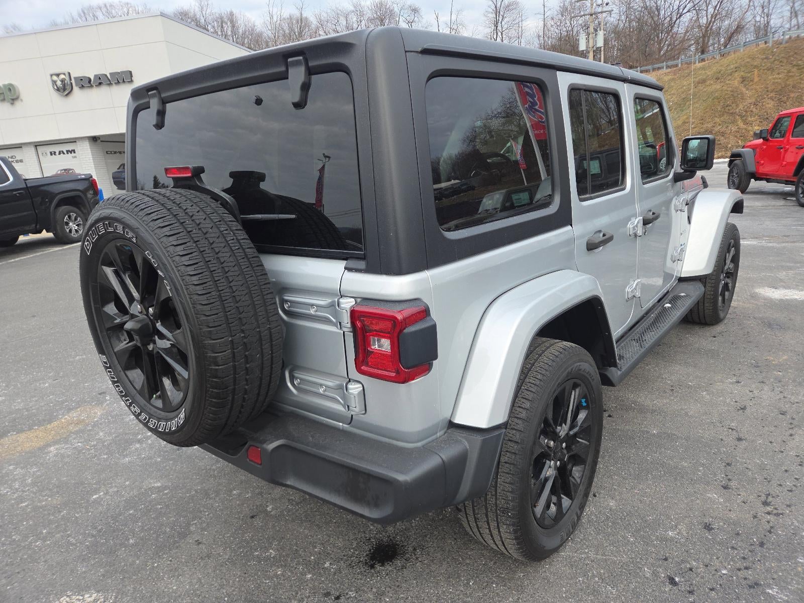 2023 Jeep Wrangler 4xe Sahara 4x4