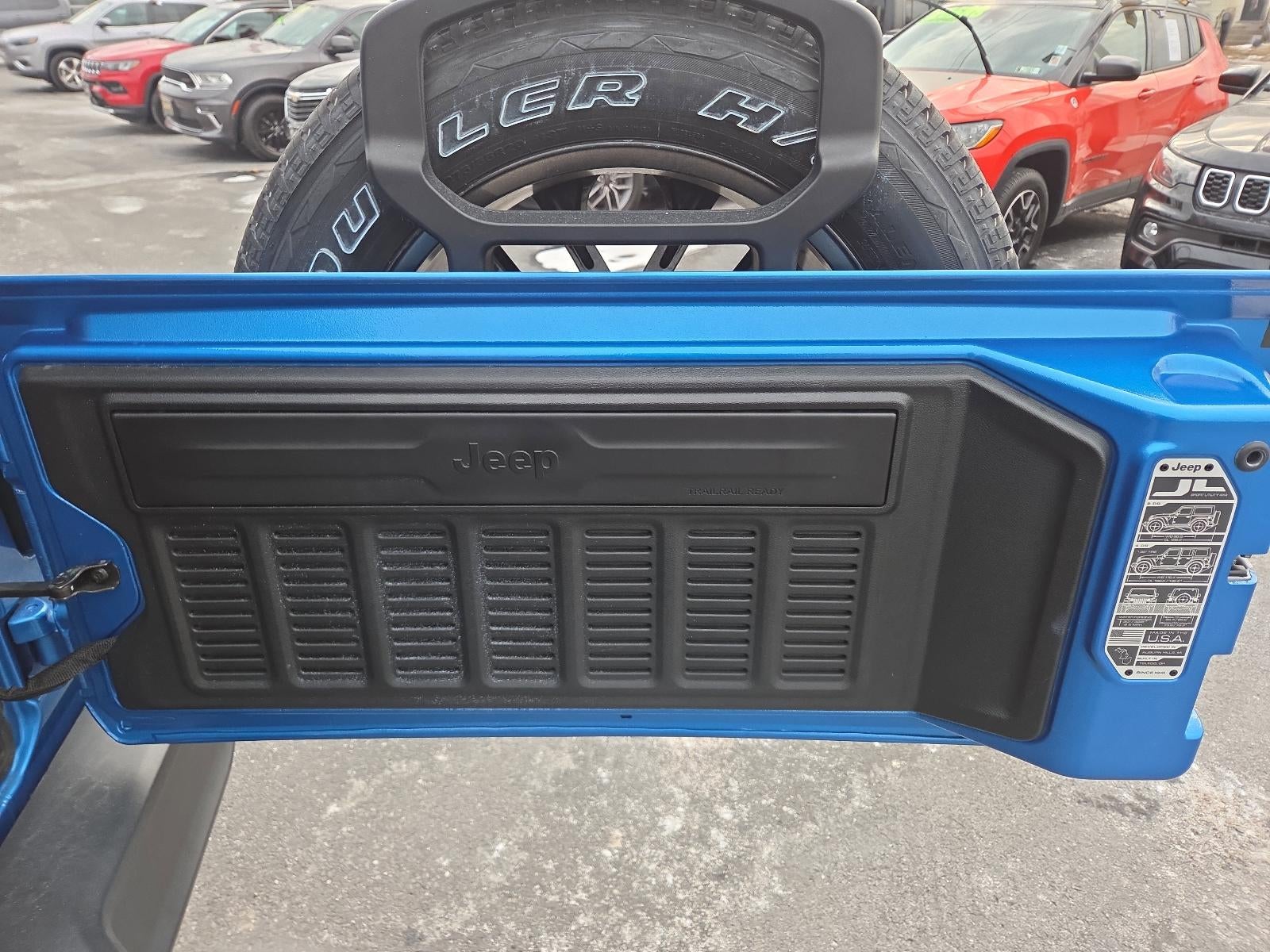 2022 Jeep Wrangler 4xe Unlimited Sahara 4x4