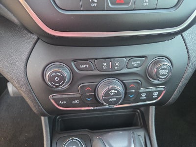 2021 Jeep Cherokee Latitude Lux 4x4