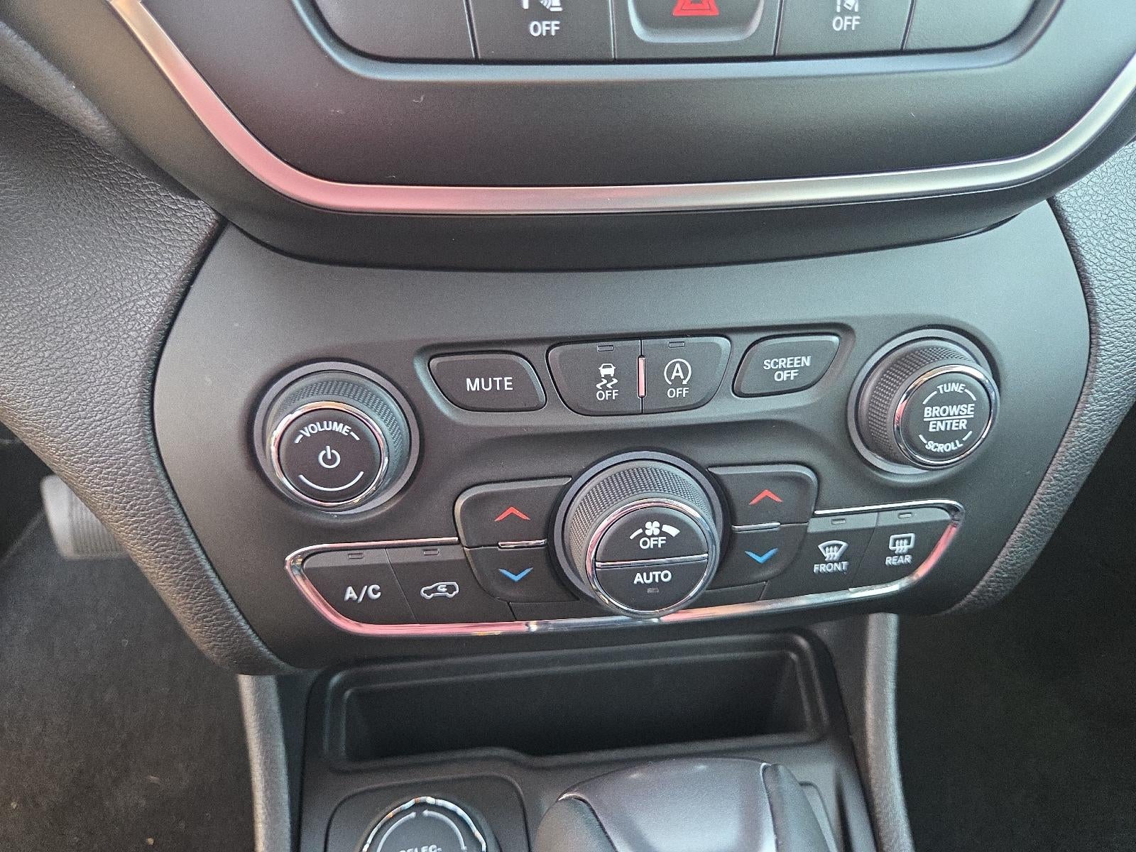 2021 Jeep Cherokee Latitude Lux 4x4