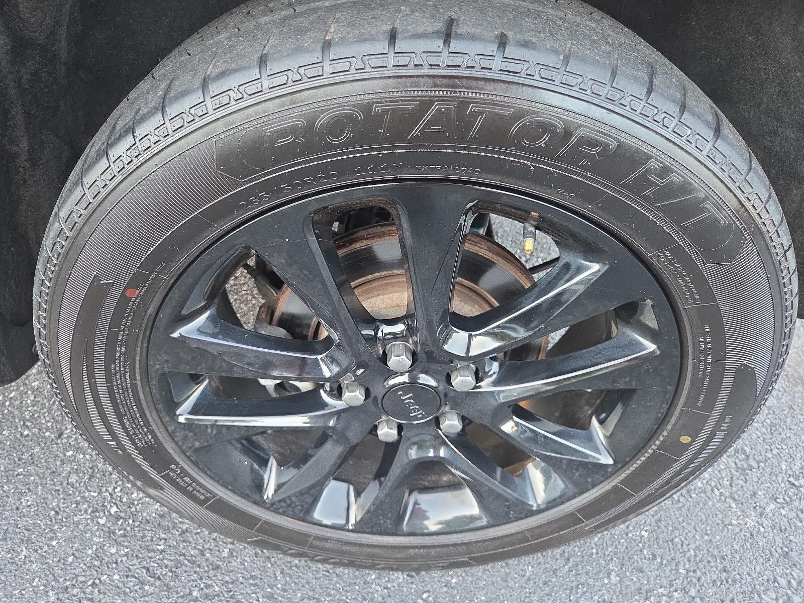 2021 Jeep Grand Cherokee Laredo X 4x4