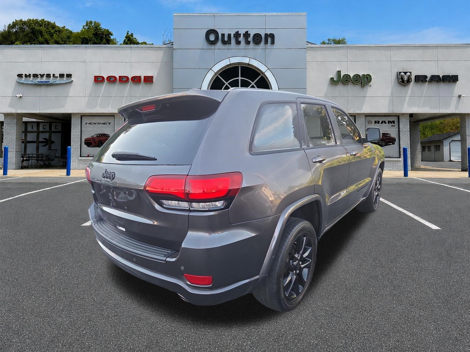 2021 Jeep Grand Cherokee Laredo X 4x4
