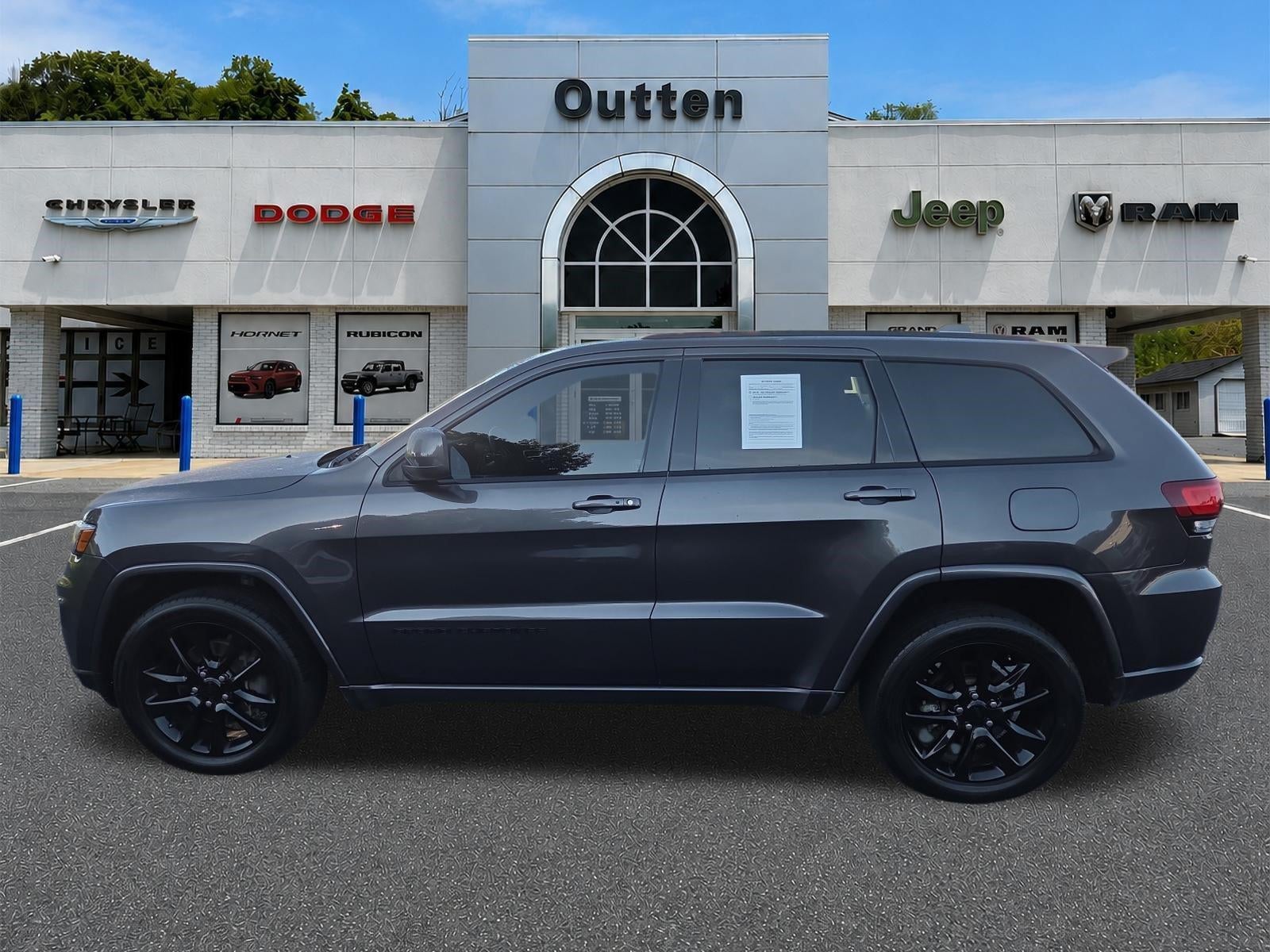2021 Jeep Grand Cherokee Laredo X 4x4