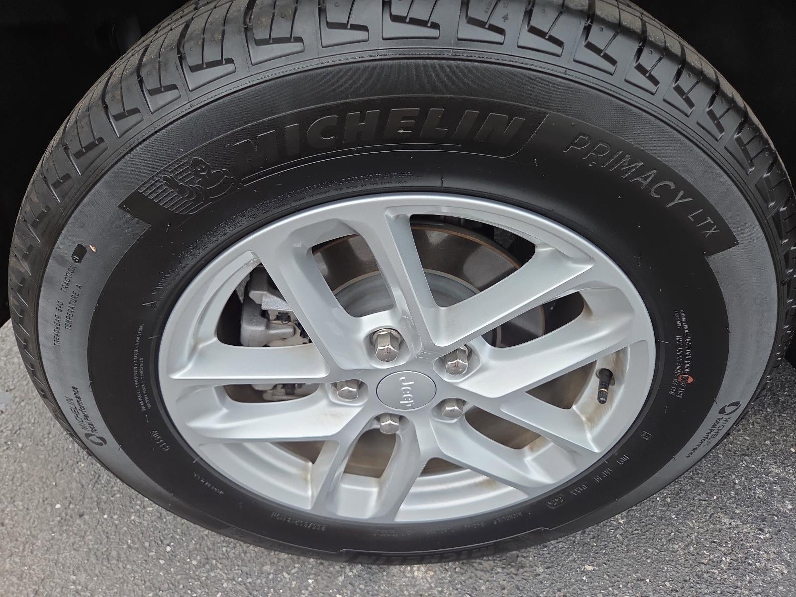 2024 Jeep Grand Cherokee Laredo X 4x4