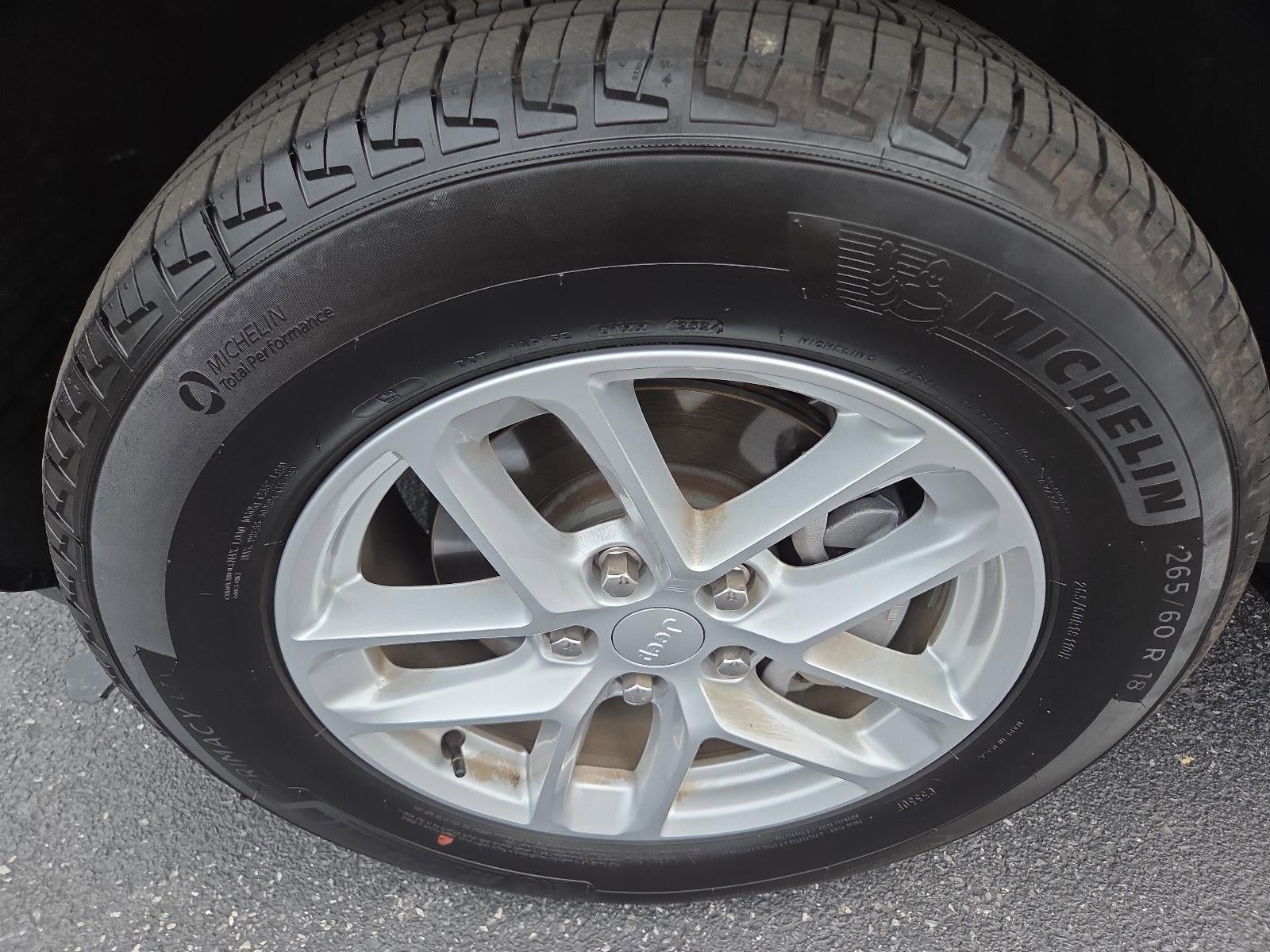 2024 Jeep Grand Cherokee Laredo X 4x4