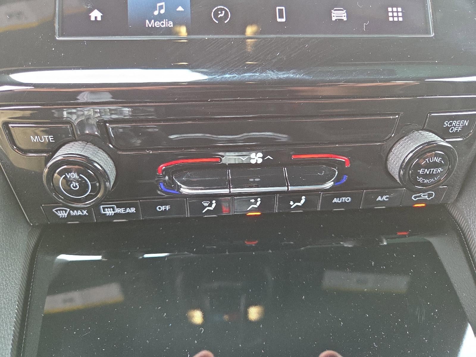 2024 Jeep Grand Cherokee Laredo X 4x4