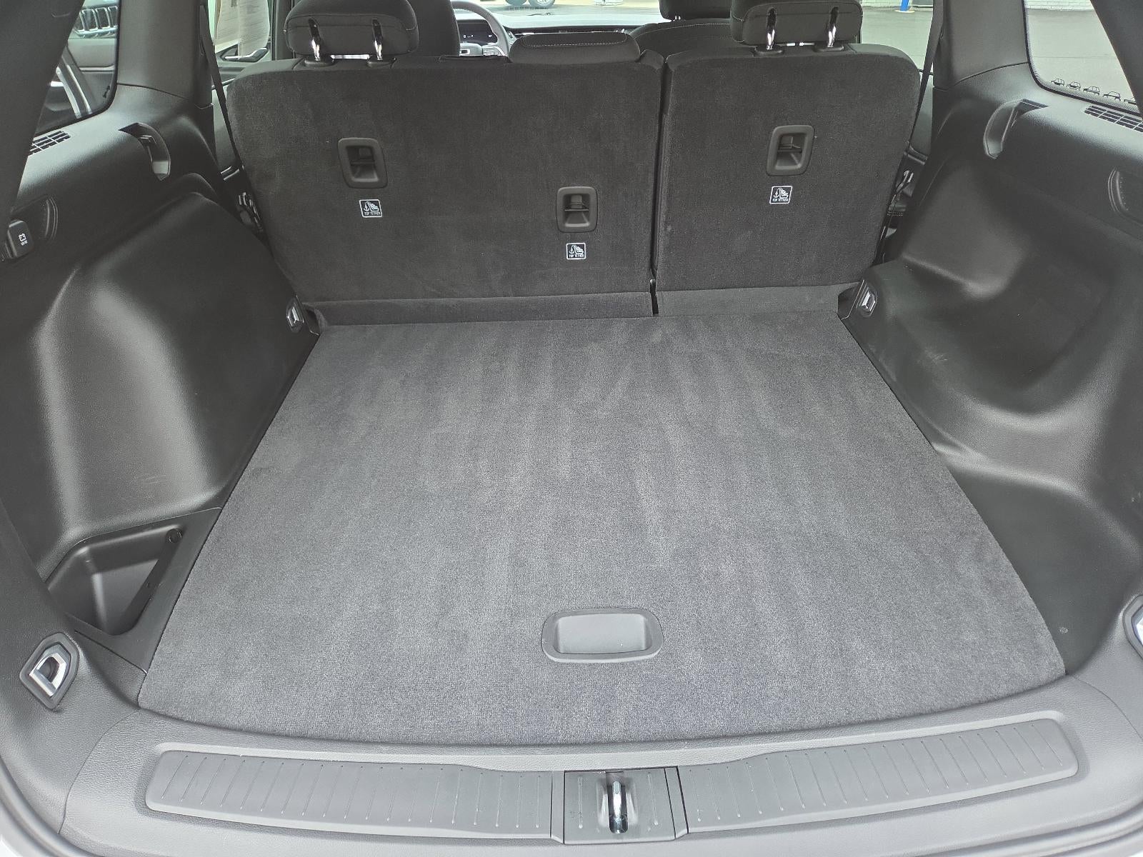 2024 Jeep Grand Cherokee Laredo X 4x4