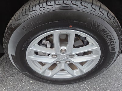 2024 Jeep Grand Cherokee Laredo X 4x4