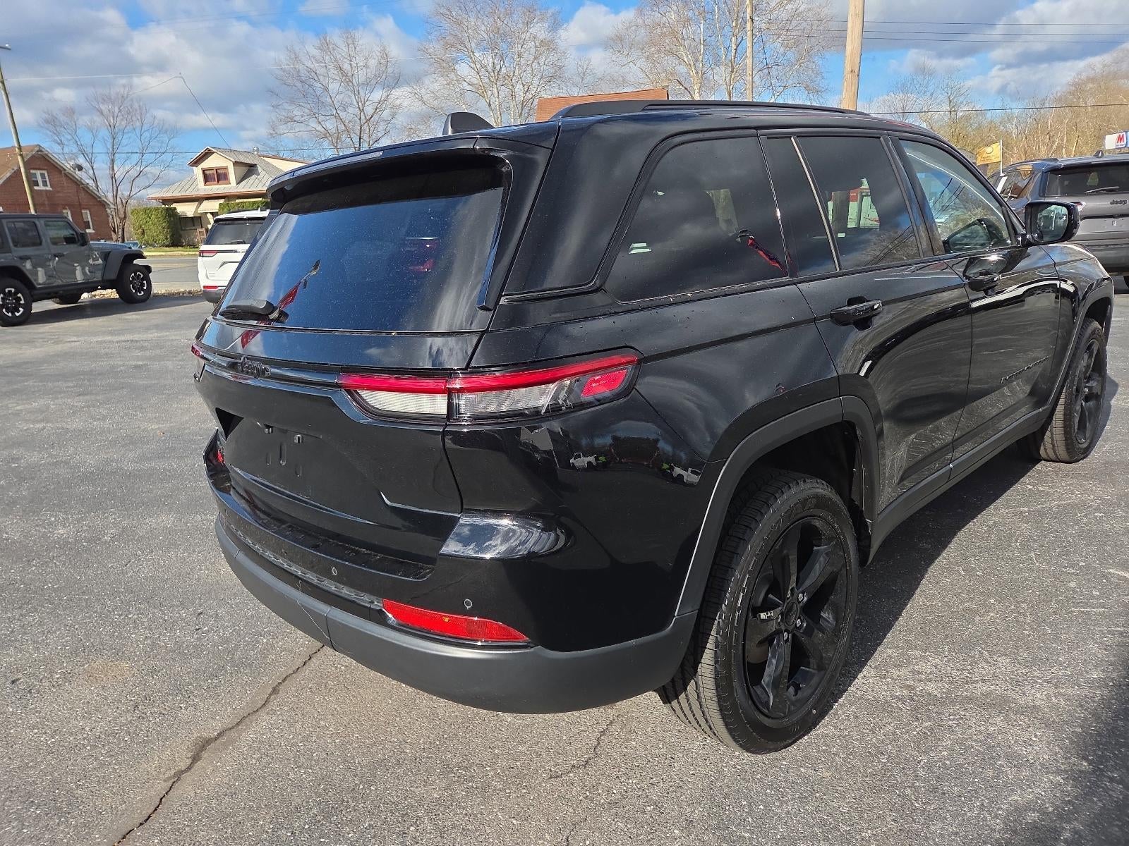 2023 Jeep Grand Cherokee Altitude 4x4