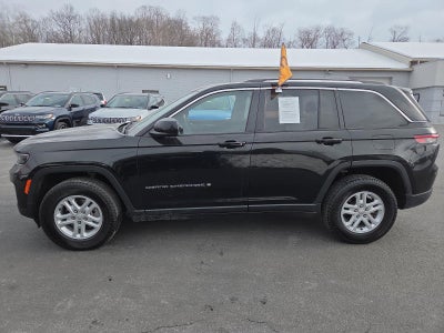 2023 Jeep Grand Cherokee Laredo 4x4