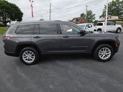 2023 Jeep Grand Cherokee L Laredo 4x4