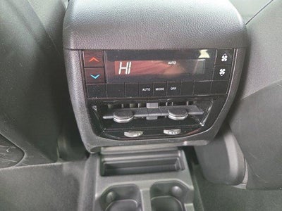 2023 Jeep Grand Cherokee L Laredo 4x4