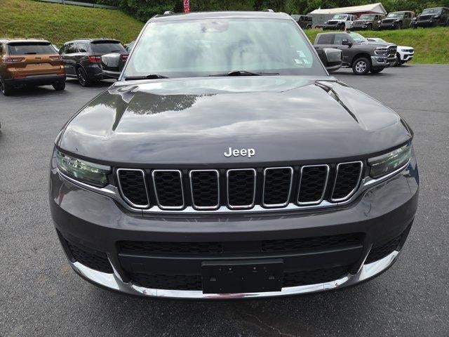 2023 Jeep Grand Cherokee L Laredo 4x4