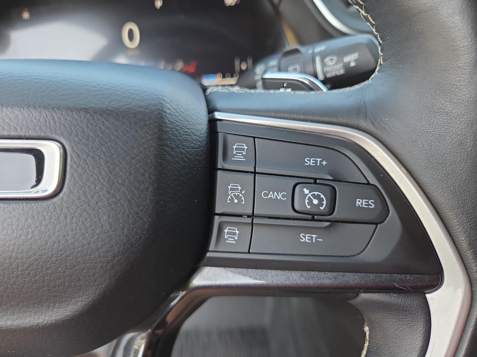 2021 Jeep Grand Cherokee L Laredo 4x4