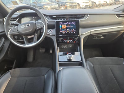 2024 Jeep Grand Cherokee L Altitude 4x4
