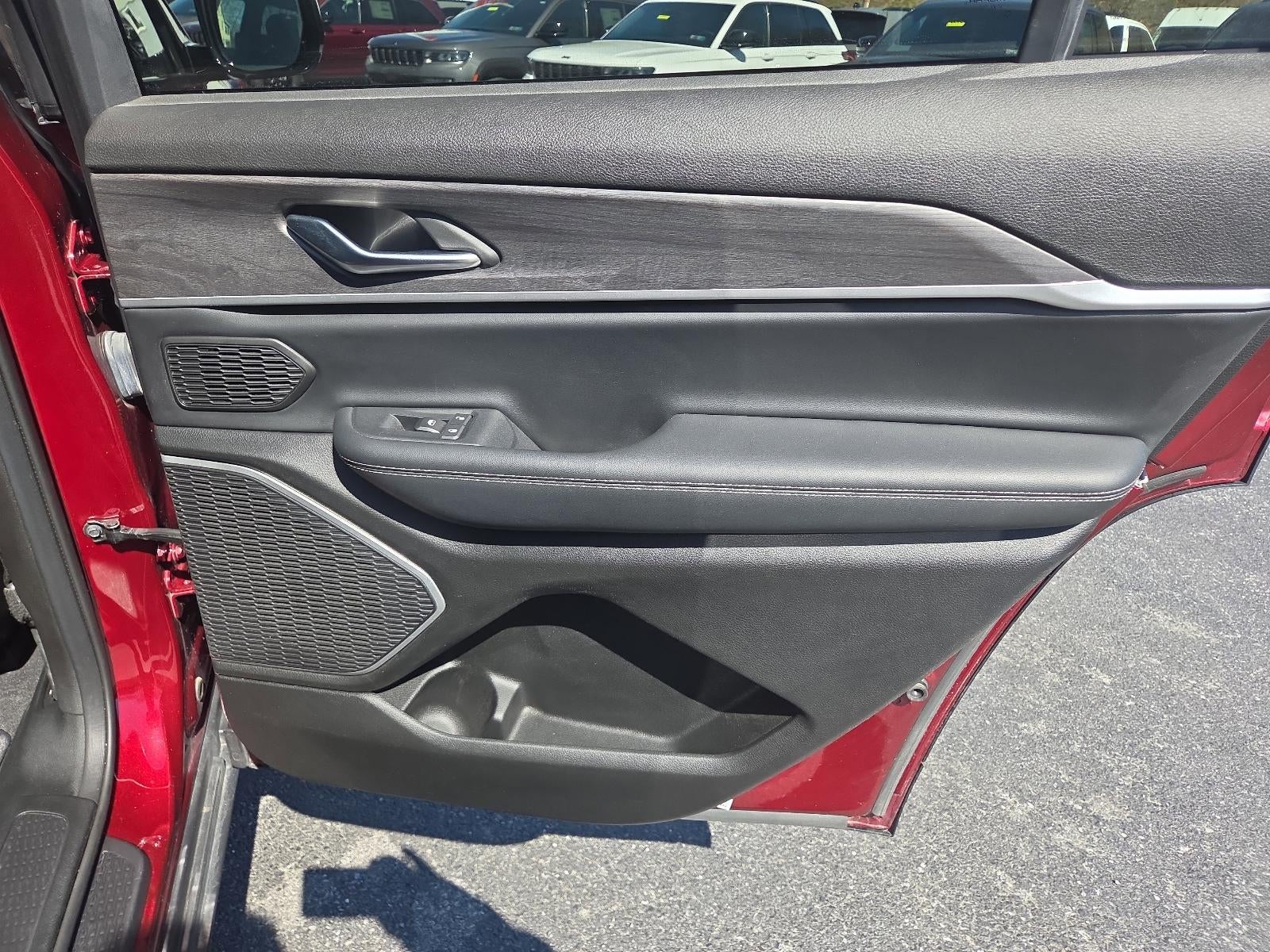 2022 Jeep Grand Cherokee L Limited 4x4