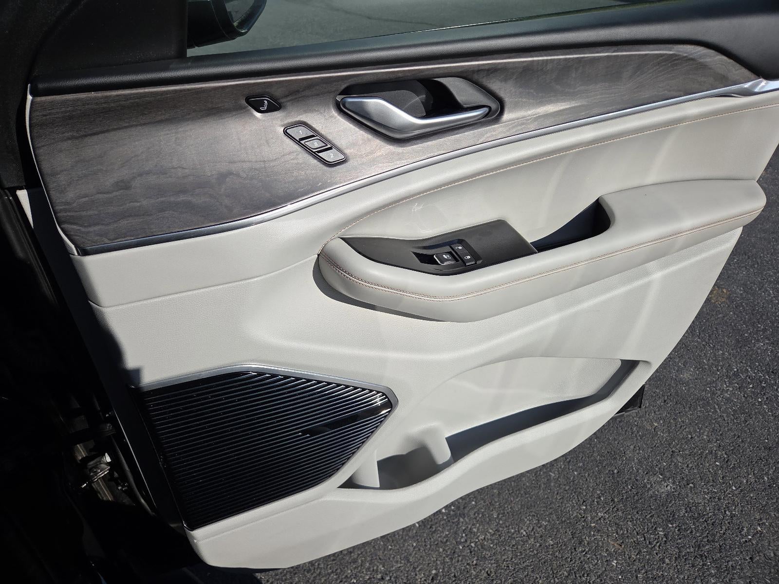 2021 Jeep Grand Cherokee L Overland 4x4