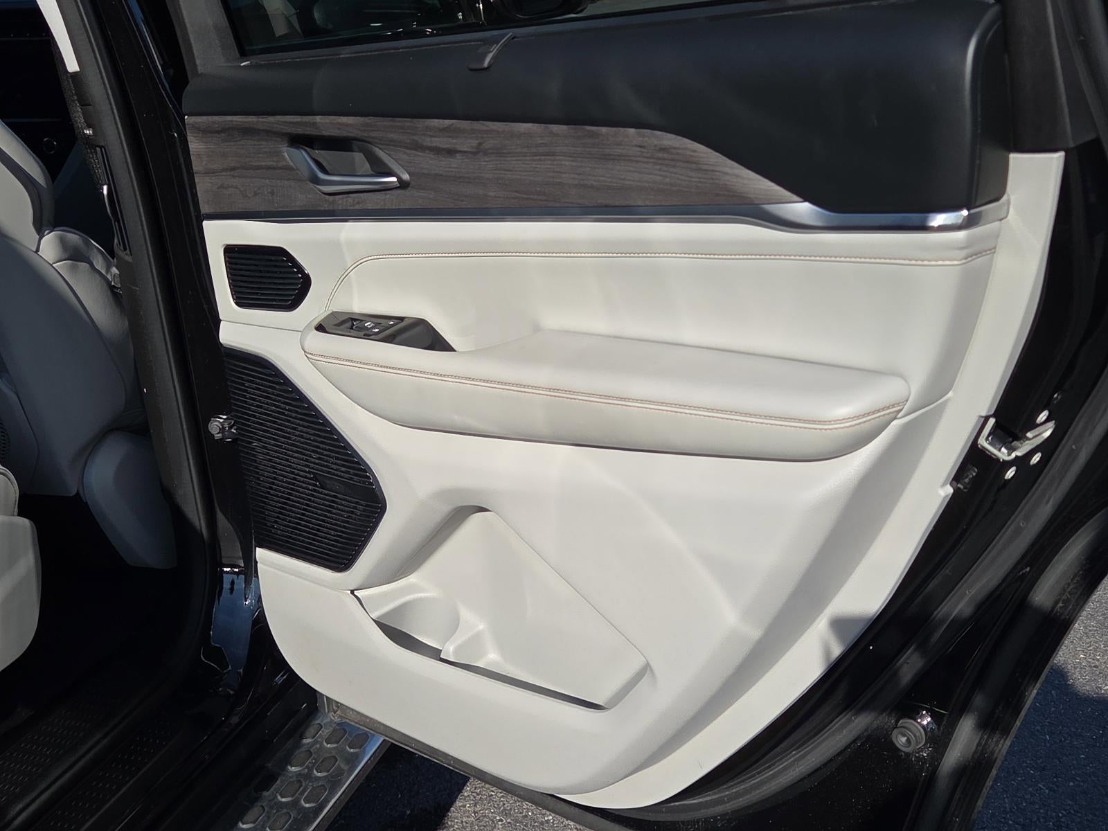 2021 Jeep Grand Cherokee L Overland 4x4