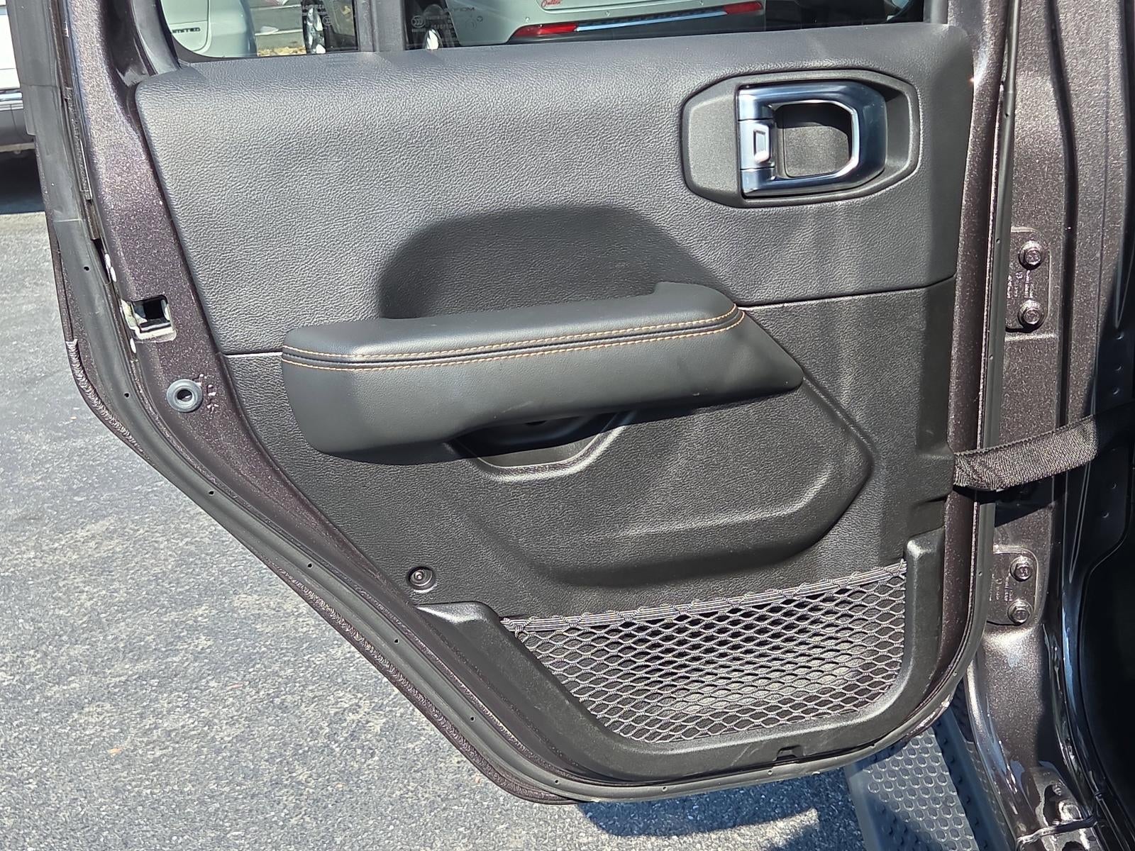2025 Jeep Wrangler 4xe Sahara 4x4