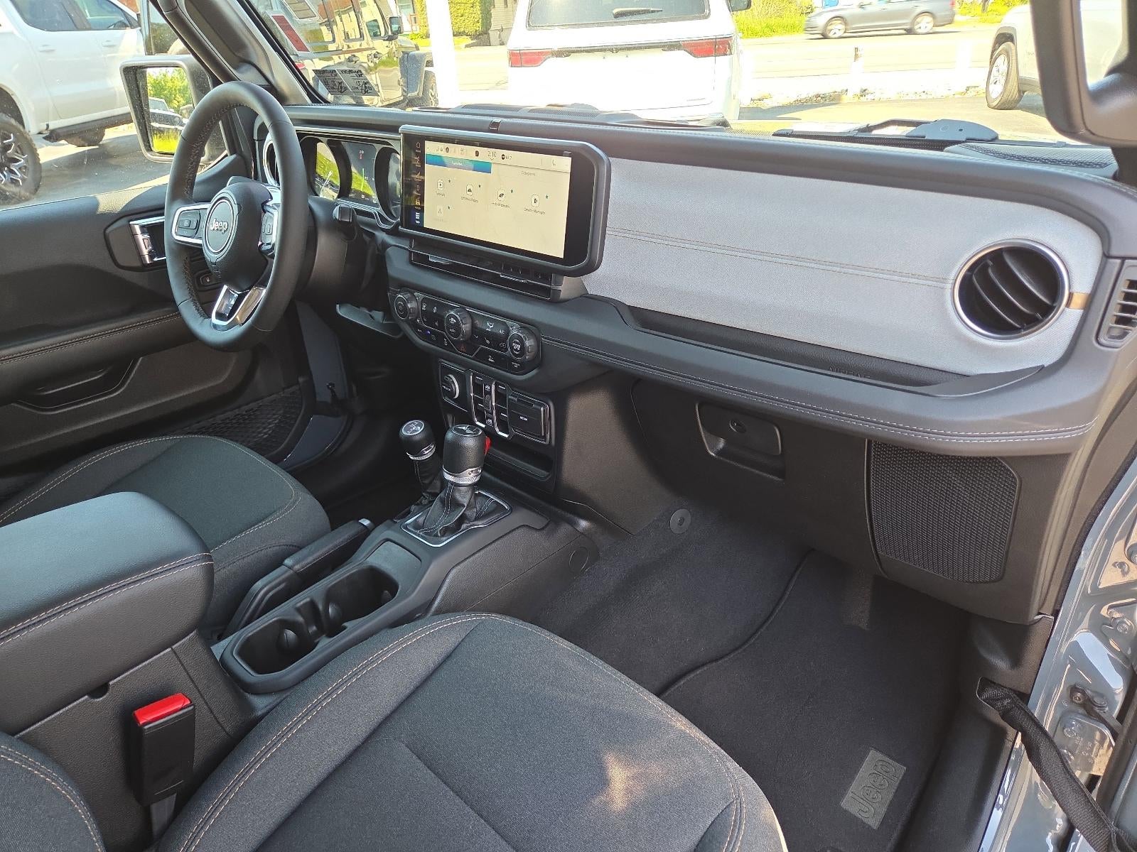 2025 Jeep Wrangler 4xe Sahara 4x4